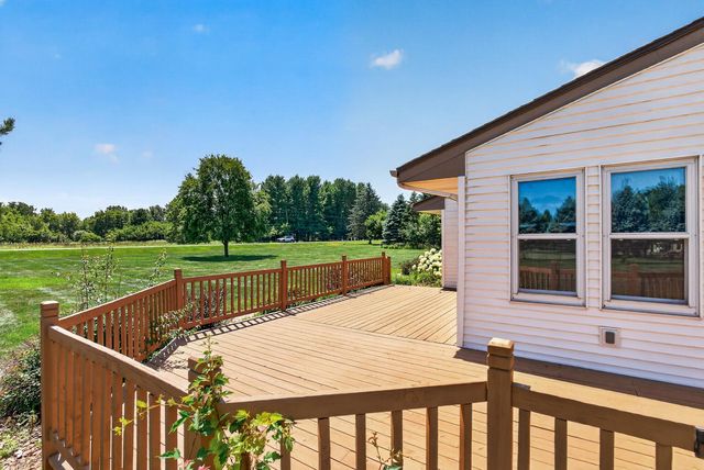 6606 132nd Street N, Hugo, MN 55110