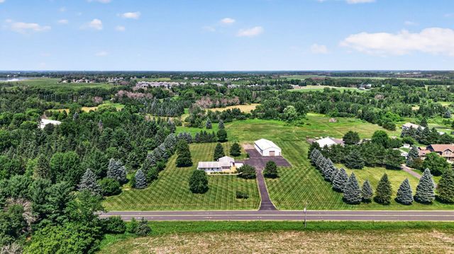6606 132nd Street N, Hugo, MN 55110