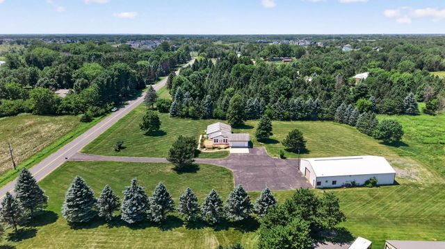 6606 132nd Street N, Hugo, MN 55110
