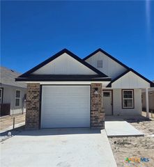 321 Monty Avenue, Copperas Cove, TX 76522