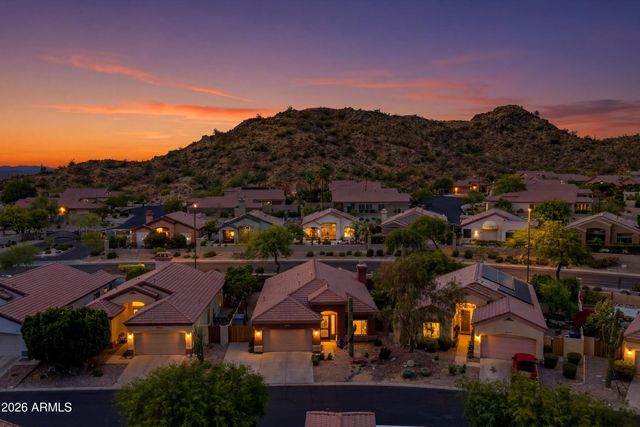 6333 E VIEWMONT Drive 85, Mesa, AZ 85215
