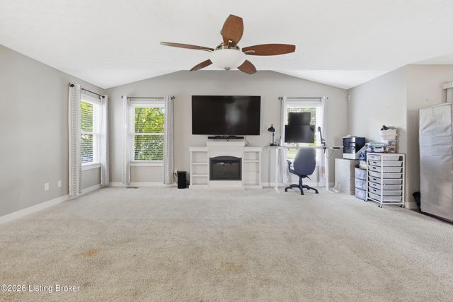 11812 Garden Grove Way, Louisville, KY 40299