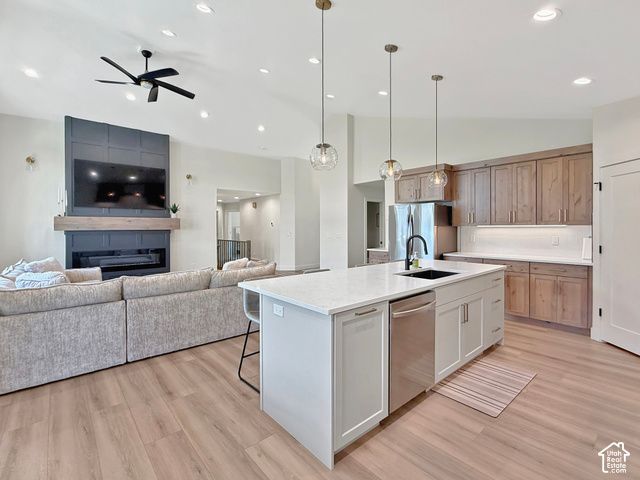 2750 N 700 E, North Ogden, UT 84414
