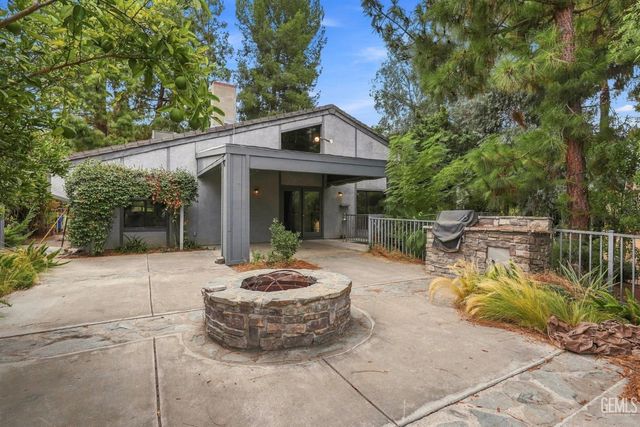 12430 Cattle King Drive, Bakersfield, CA 93306