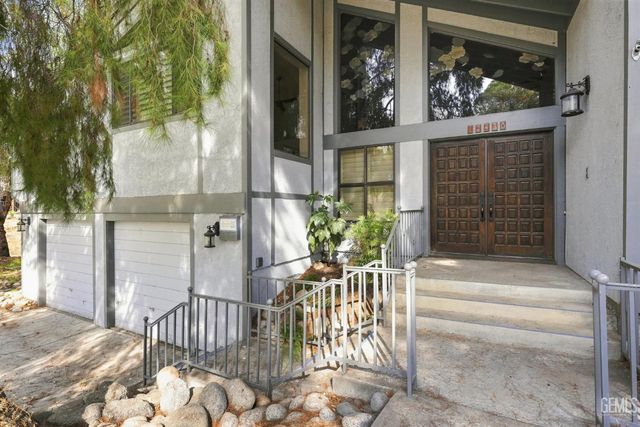 12430 Cattle King Drive, Bakersfield, CA 93306