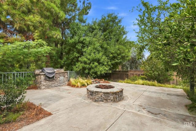 12430 Cattle King Drive, Bakersfield, CA 93306