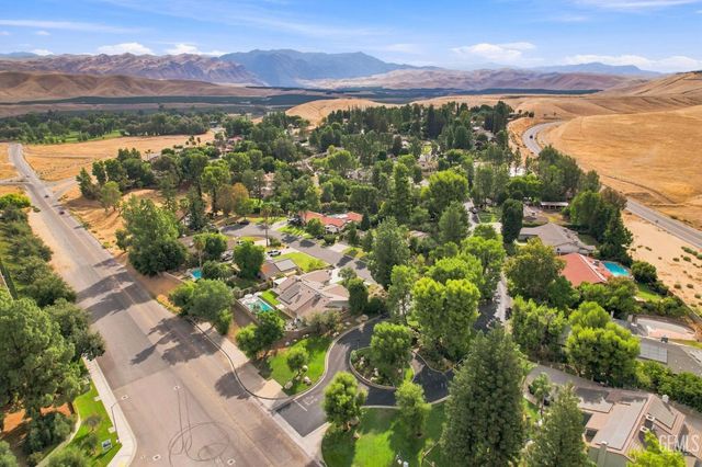 12430 Cattle King Drive, Bakersfield, CA 93306