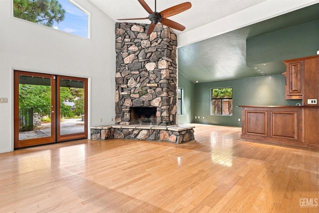 12430 Cattle King Drive, Bakersfield, CA 93306