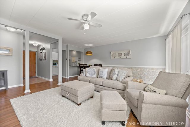 1060 N Mill Street 202, Naperville, IL 60563