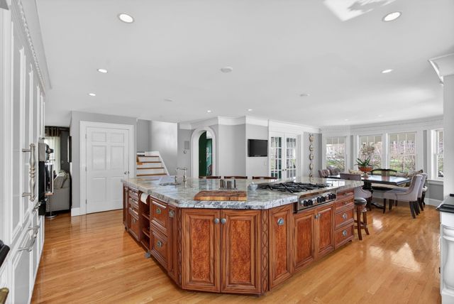 6 Wildwood Lane, Rye, NH 03870