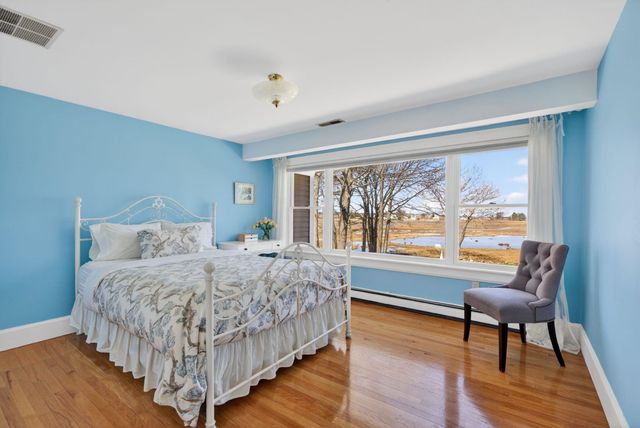 6 Wildwood Lane, Rye, NH 03870