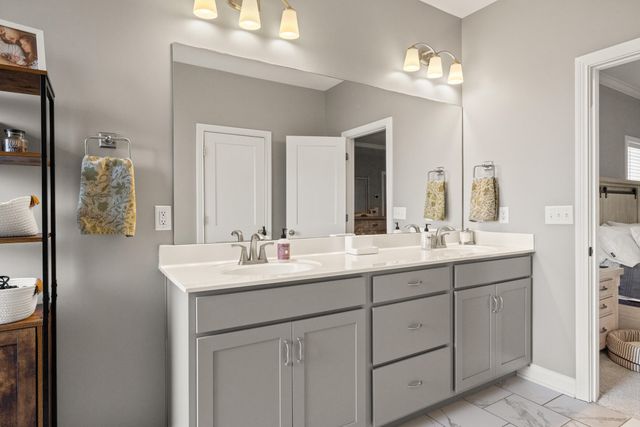 1944 Covington Drive, Lexington, KY 40509