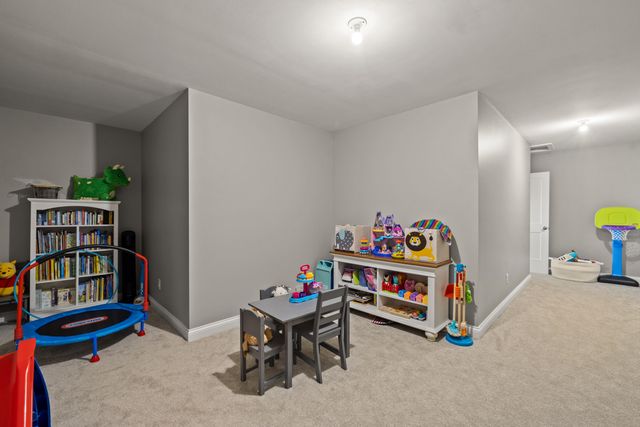 1944 Covington Drive, Lexington, KY 40509