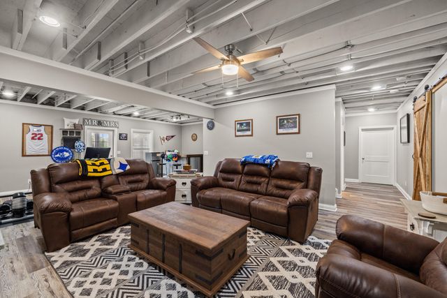 1944 Covington Drive, Lexington, KY 40509