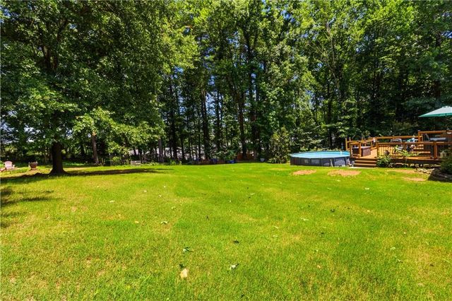 2812 Crestworth Lane, Buford, GA 30519