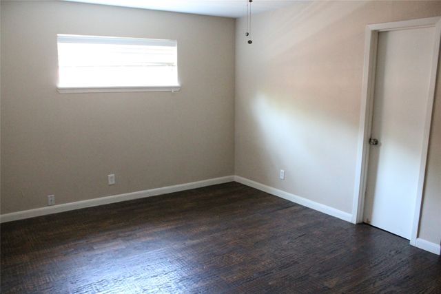 809 W Northgate Drive, Irving, TX 75062