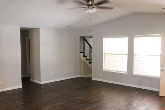 809 W Northgate Drive, Irving, TX 75062