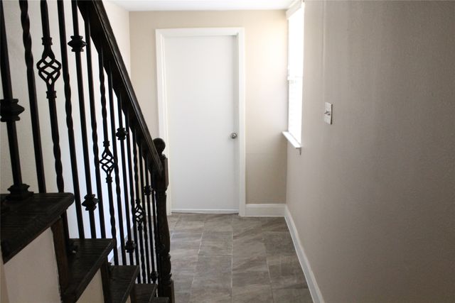 809 W Northgate Drive, Irving, TX 75062