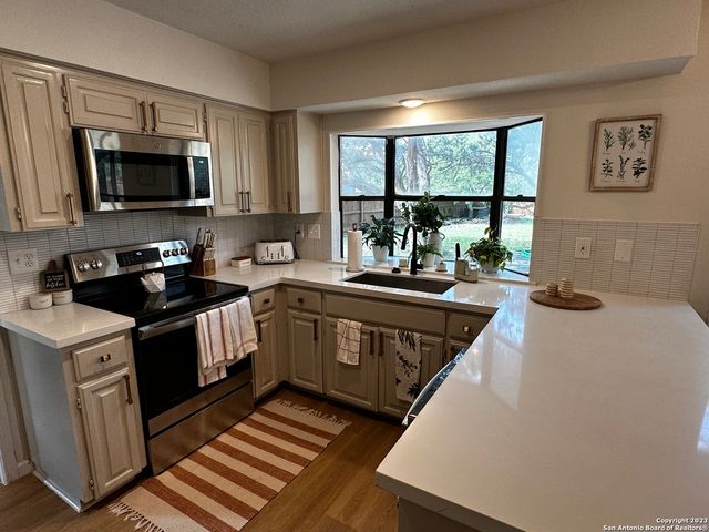 1722 Encino Spring, San Antonio, TX 78259