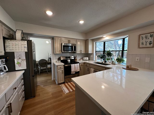 1722 Encino Spring, San Antonio, TX 78259