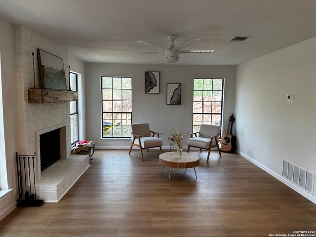 1722 Encino Spring, San Antonio, TX 78259