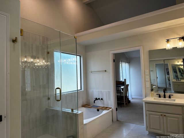 1722 Encino Spring, San Antonio, TX 78259