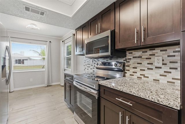 4240 SHAMROCK DRIVE, Venice, FL 34293