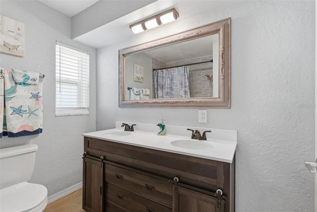 4240 SHAMROCK DRIVE, Venice, FL 34293