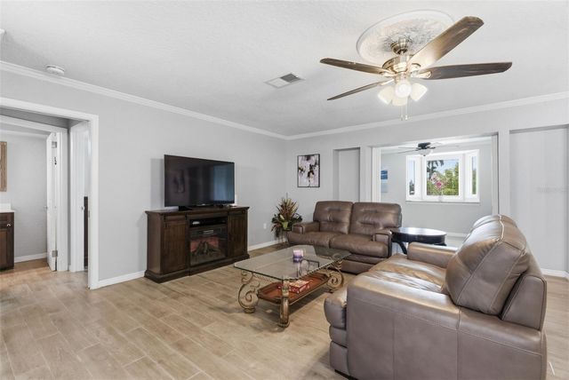 4240 SHAMROCK DRIVE, Venice, FL 34293