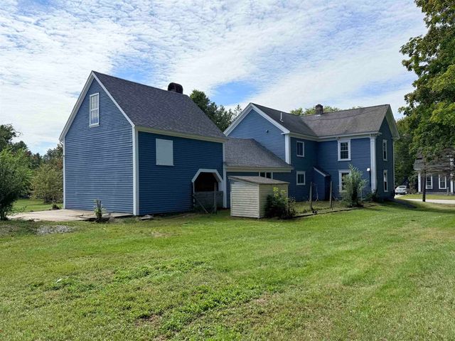 49 South Village Road, Loudon, NH 03307
