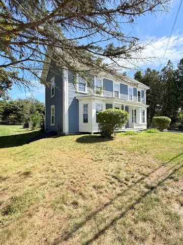 49 South Village Road, Loudon, NH 03307