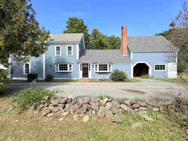 49 South Village Road, Loudon, NH 03307