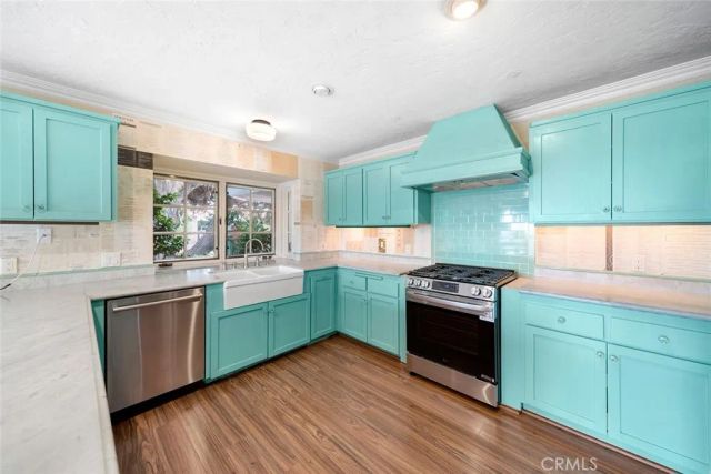 905 Emerald Bay, Laguna Beach, CA 92651