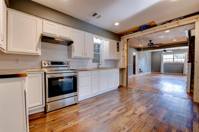 4303 Castor Street, Houston, TX 77022