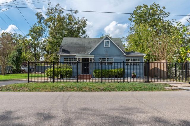 4303 Castor Street, Houston, TX 77022