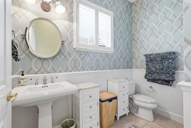 6124 FOXFIELD COURT, Windermere, FL 34786