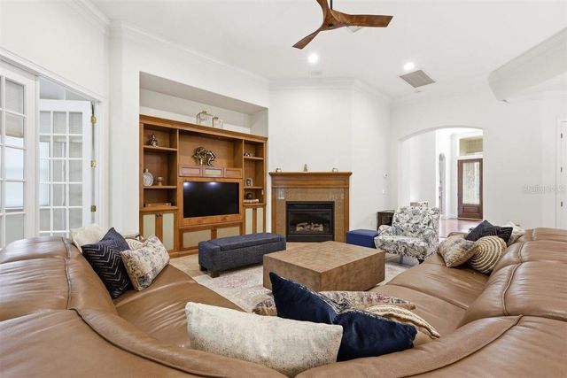 6124 FOXFIELD COURT, Windermere, FL 34786