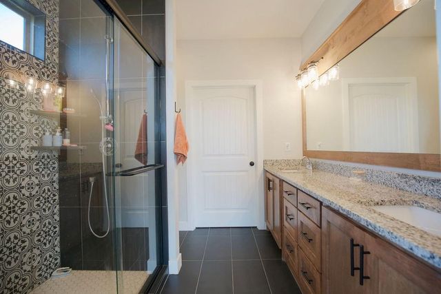 807 W Solomon Drive, Lone Jack, MO 64086