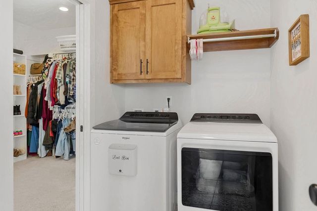 807 W Solomon Drive, Lone Jack, MO 64086