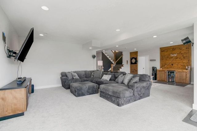 807 W Solomon Drive, Lone Jack, MO 64086