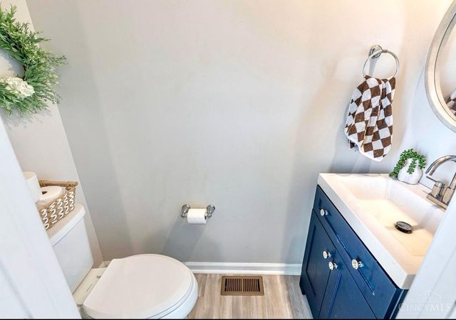 1390 Acadia, Harrison, OH 45030