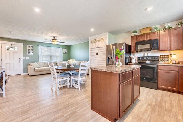 1390 Acadia, Harrison, OH 45030