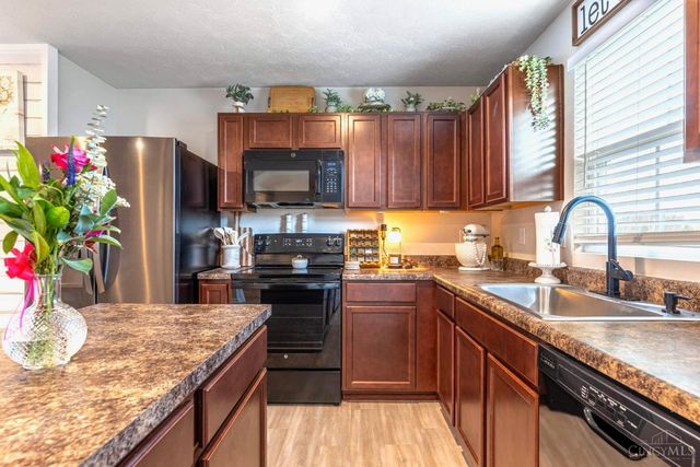 1390 Acadia, Harrison, OH 45030