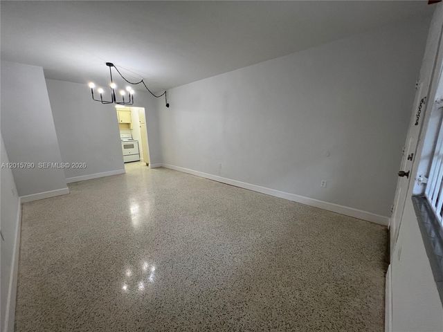 675 SW 7th Ave 2, Miami, FL 33130