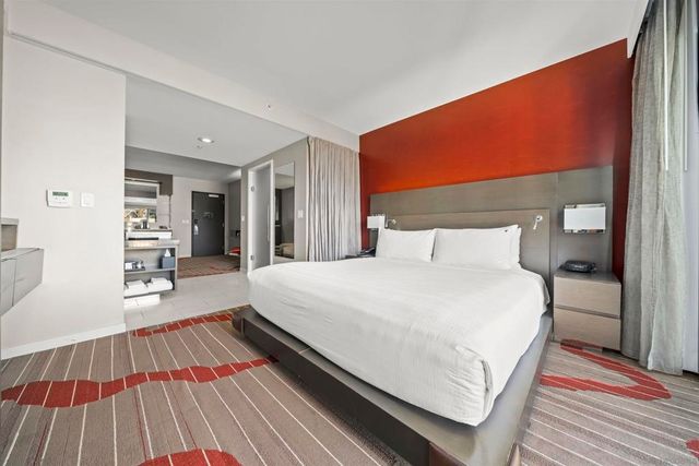 207 5th Ave 940, San Diego, CA 92101