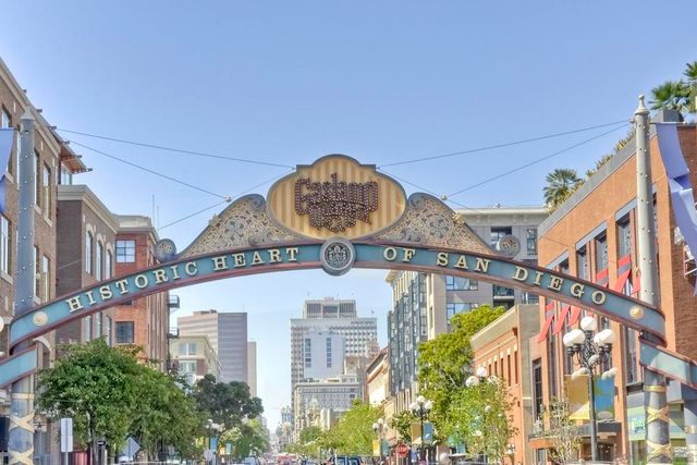 207 5th Ave 940, San Diego, CA 92101