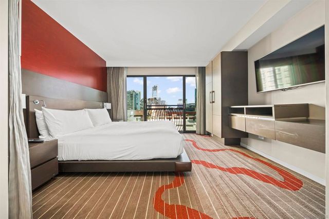 207 5th Ave 940, San Diego, CA 92101