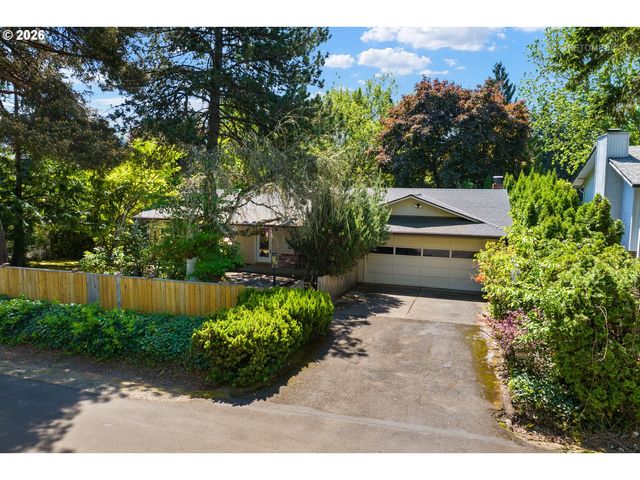 440 Nw YONIA Ct, Hillsboro, OR 97124