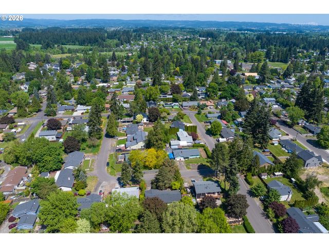 440 Nw YONIA Ct, Hillsboro, OR 97124