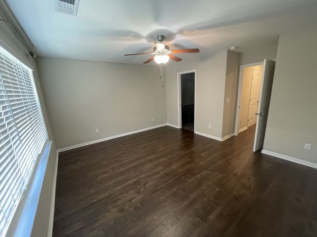 123 Cobblestone Place Dr, Goodlettsville, TN 37072